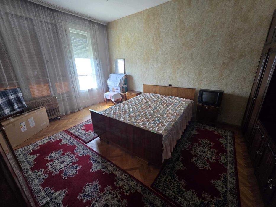 Продава се Етаж от къща в Велико Търново, Център - 104 кв.м за 1491 €/кв.м - Снимка #1