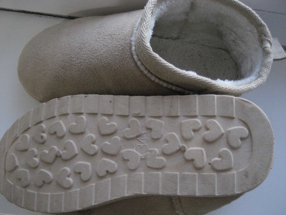 пантофи за дома или градина , сандалки