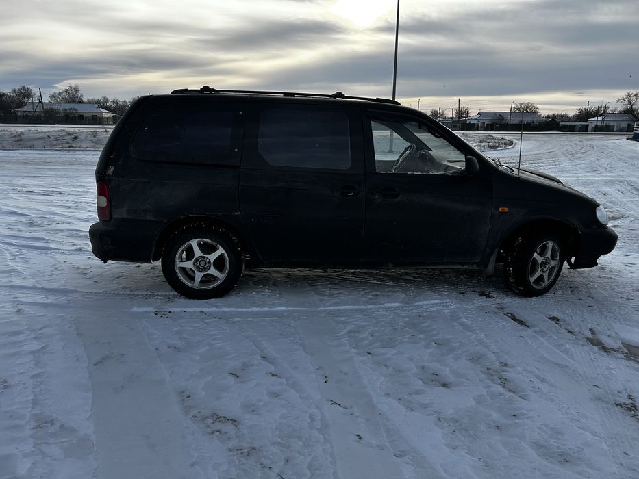 Продаю KIA Carnival 2,9 дизель