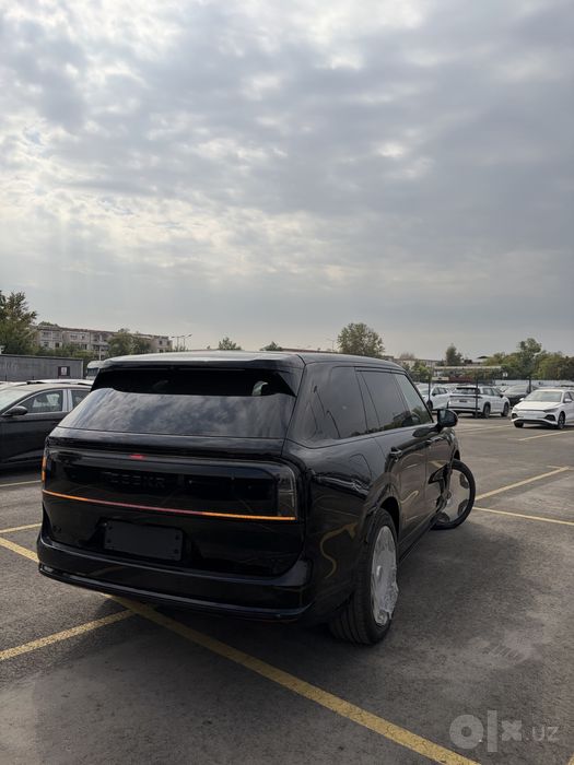 Zeekr 9x Ultra 70kw