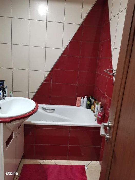 Apartament 3 camere, 77 mp, zona Vest
