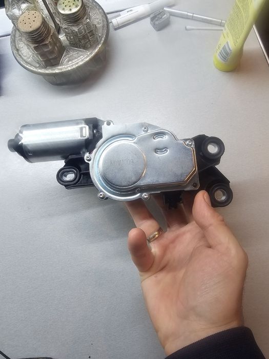 Мотор за задна чистачка за Volvo xc60