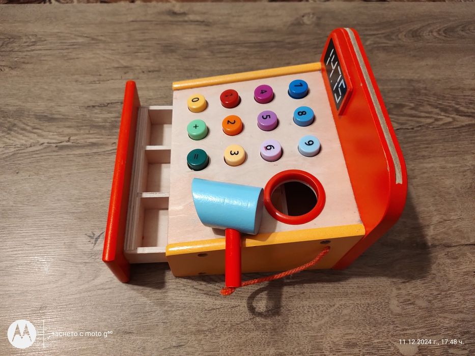 Дървена играчка касов апарат със скенер ( коледна играчка)