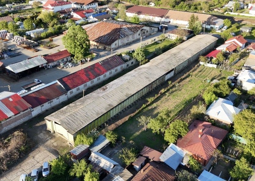 Inchiriez HALA 1545 mp DRĂGĂŞANI - acces 2 strazi