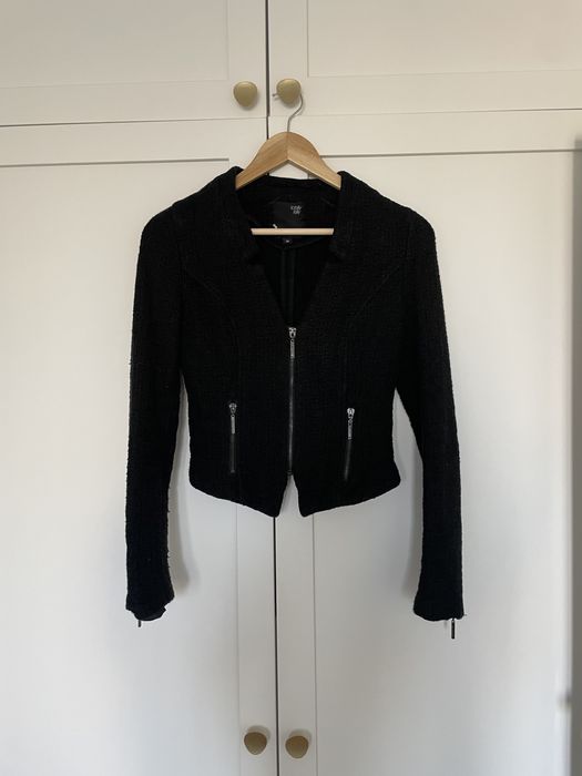 Черна дамска жилетка с цип