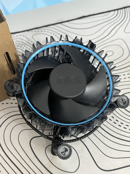 Стоков охладител Intel Laminar RM1 (LGA1700)