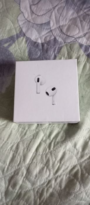 AirPods .MagSafe Charging Case