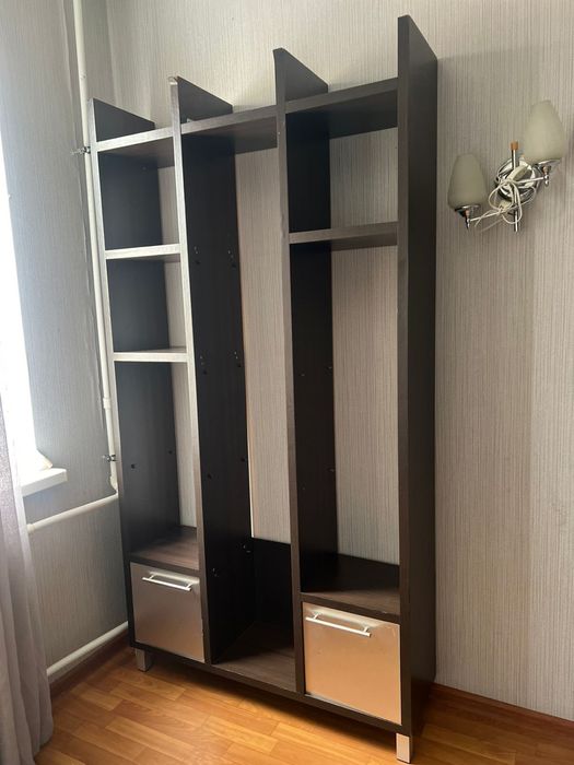 Мебель срочно даром