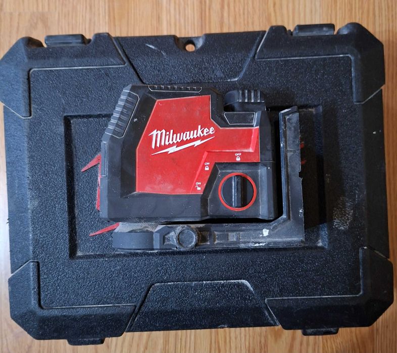Milwaukee l4 CLLP лазерен нивелир