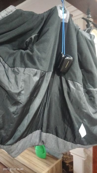 Продам куртку пуховик на подростка