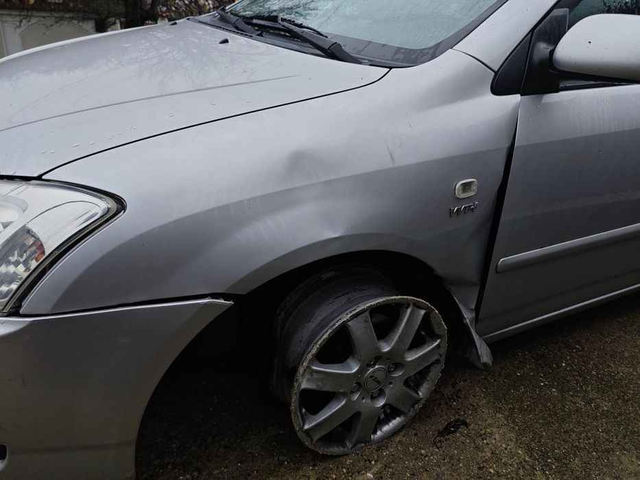 Toyota Corolla pentru reparat sau dezmembrări, instalație de gaz