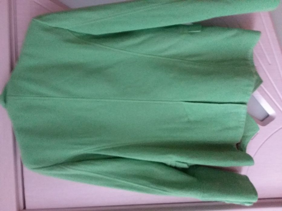 Продавам 2бр. мъжки сака