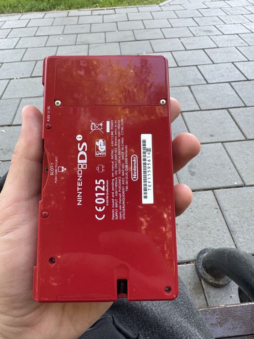 Продам Nintendo dsi