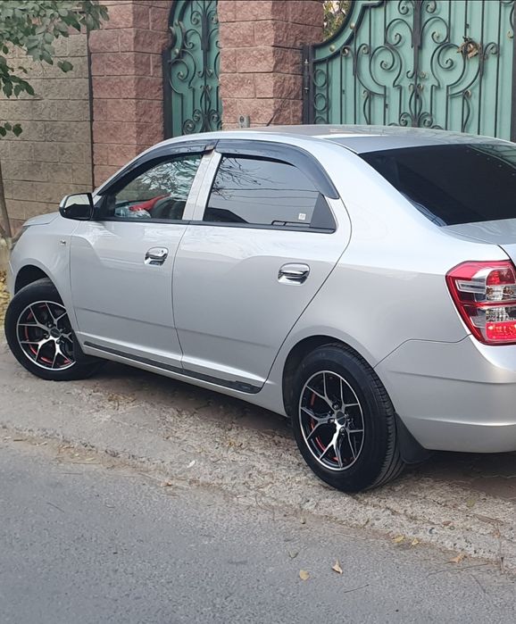 Срочно продам титанки R 15 универсальные