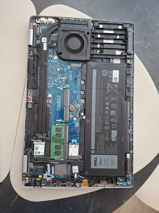 Dezmembrez Dell Latitude 5520, toate piesele disponibile