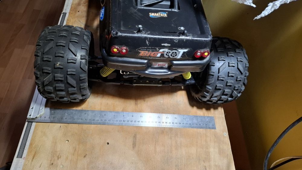 RC off road monster Smartech 1:5 scale с бензинов двигател