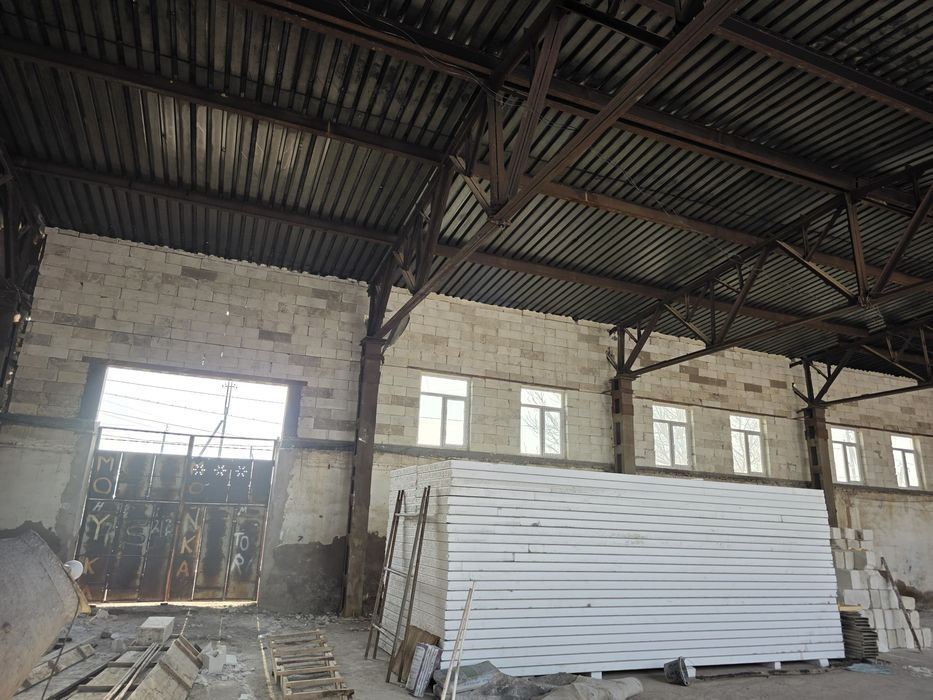 Arenda ishlab chiqarish va sklad uchun Piskent 1000 kv.m.