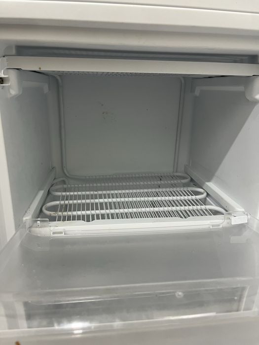 Продается морозильник (60 литр) Dauscher