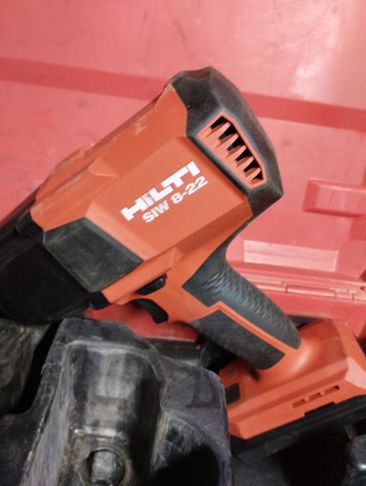 Pistol cuie hilti bx3 și gx130,siw 6 ,expandor milwaukee 12 v, și 18 v