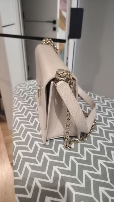 Бежова чанта FURLA оригинална
