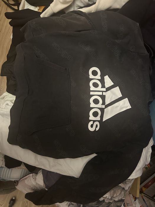 Adidas суичър