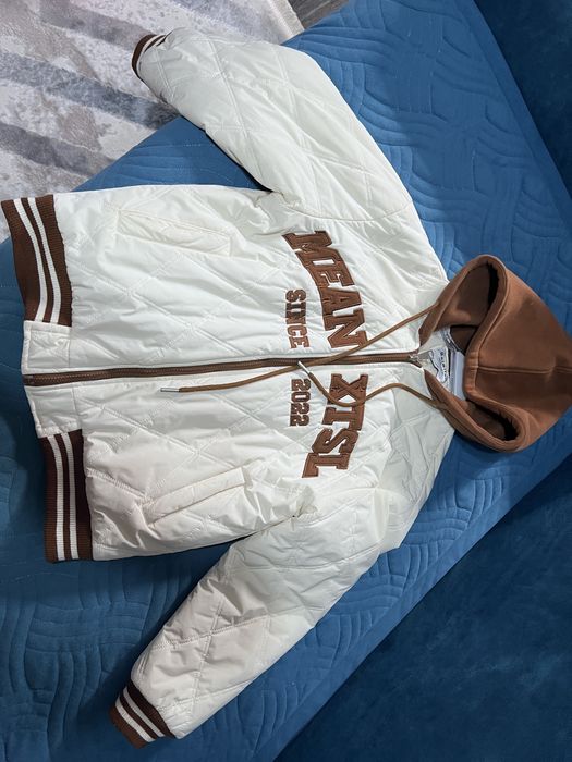 Продам куртку на подростка