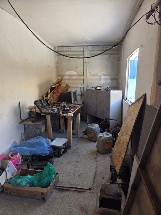 Контейнер морской