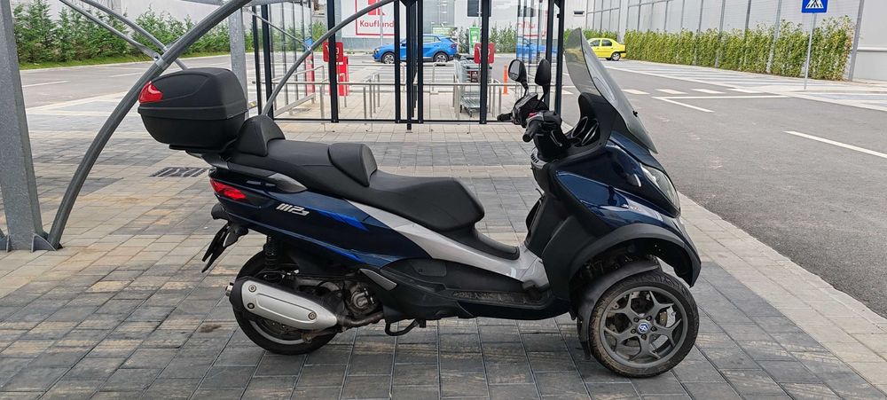 Piaggio MP3 300 LT