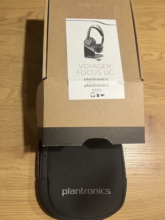 Casti PLANTRONICS Voyager focus UC