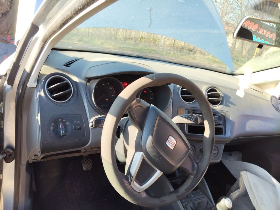 Сеат Ибиза 1.2 тди 2011  год