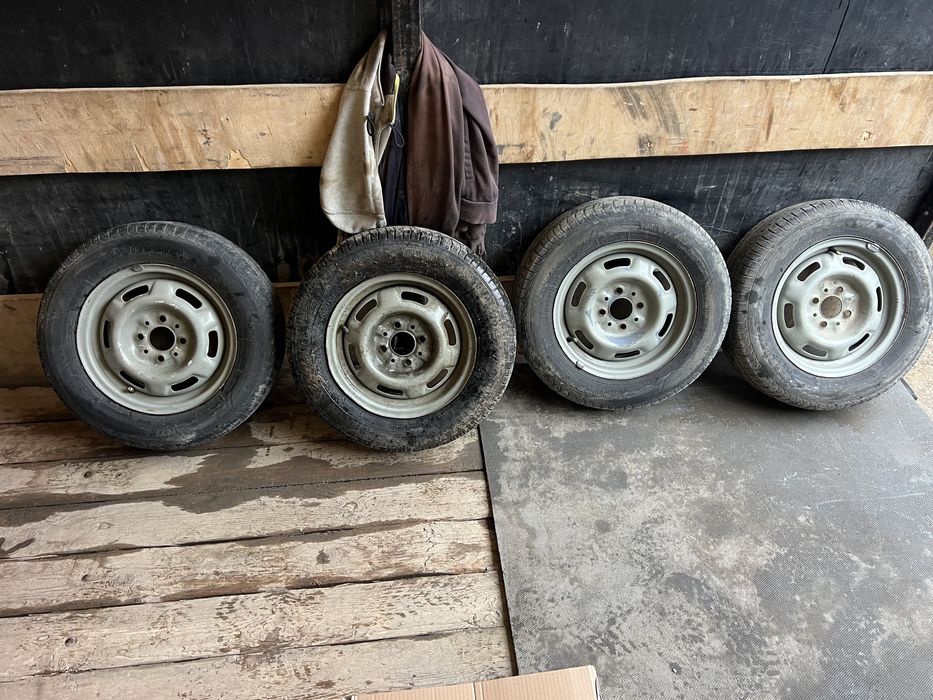 175/70/13 R13 комплект шины