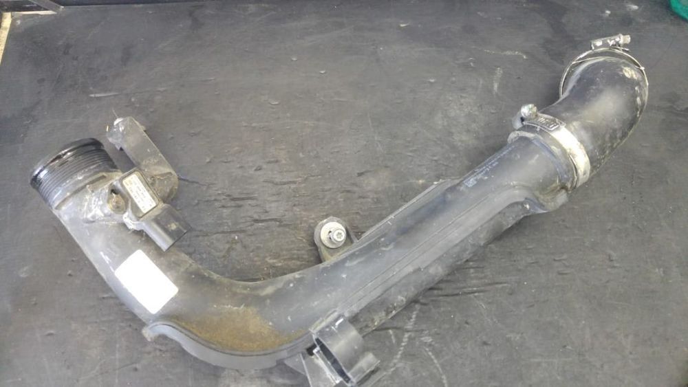 Furtun tubulatura intercooler vw golf 5 6 skoda octavia 2 seat leon audi a3 1.6 tdi cay 1k0145838af