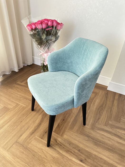 Стулья для гостиной/кухни