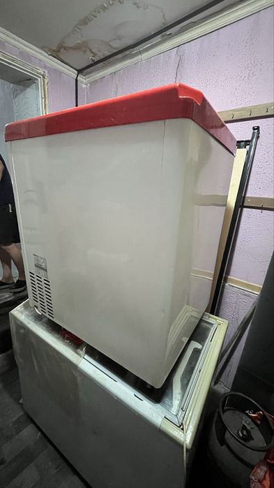 Морозильник продаю срочно