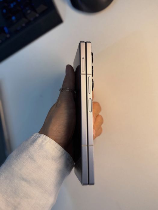 Samsung Z fold 6