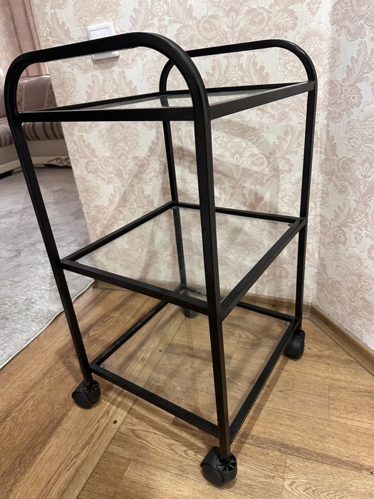 Продам стол помощник