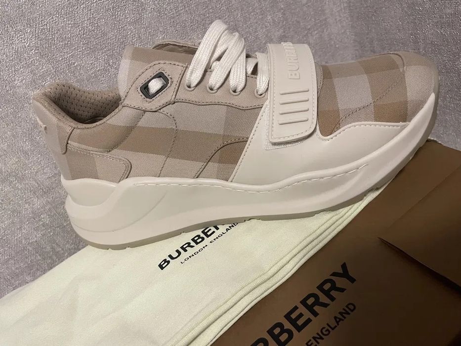 кроссовки burberry
