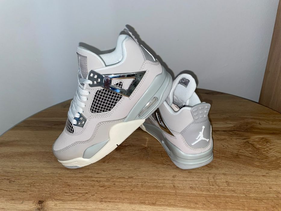 Adidași NIKE Jordan 4 Frozen Moments nr 38 - 45