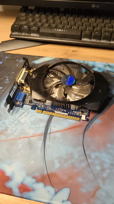 видеокарта Gigabyte NVIDIA GeForce GT 640 2 ГБ