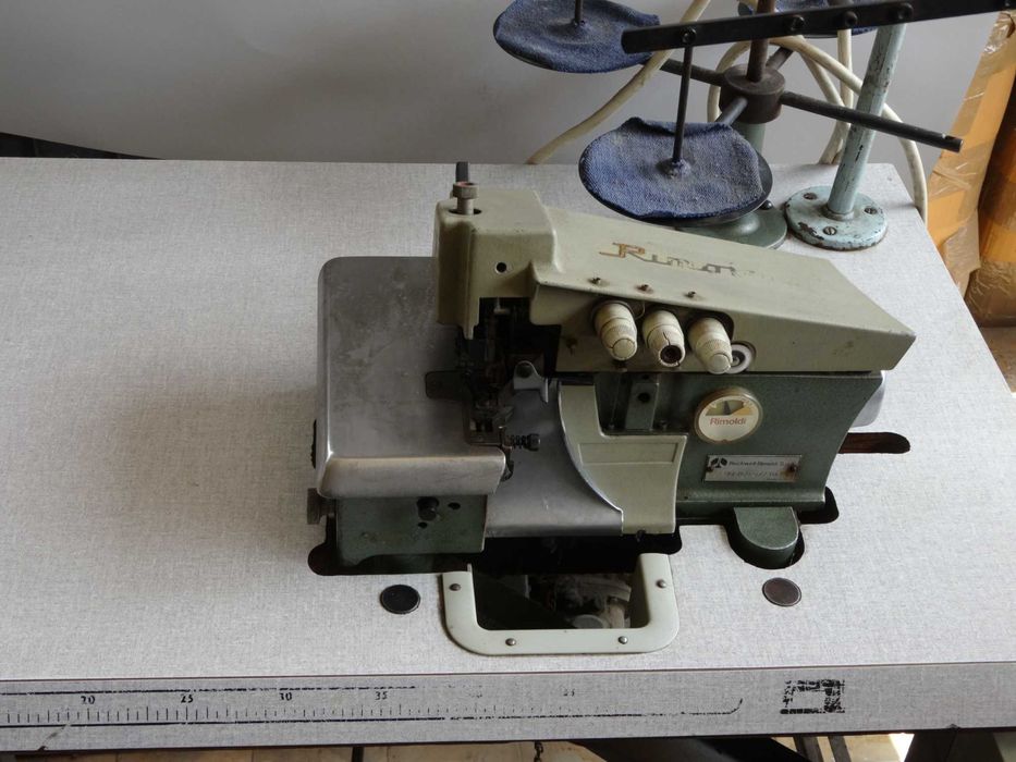 Шевна машина – 3 конечен оверлог  Rimoldi