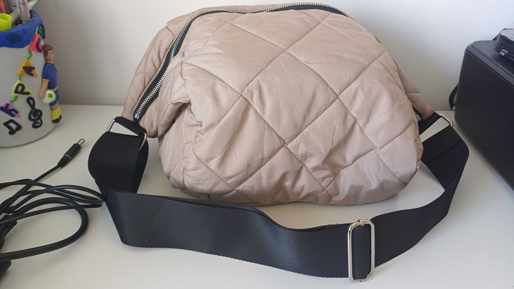 Opus чанта в беж