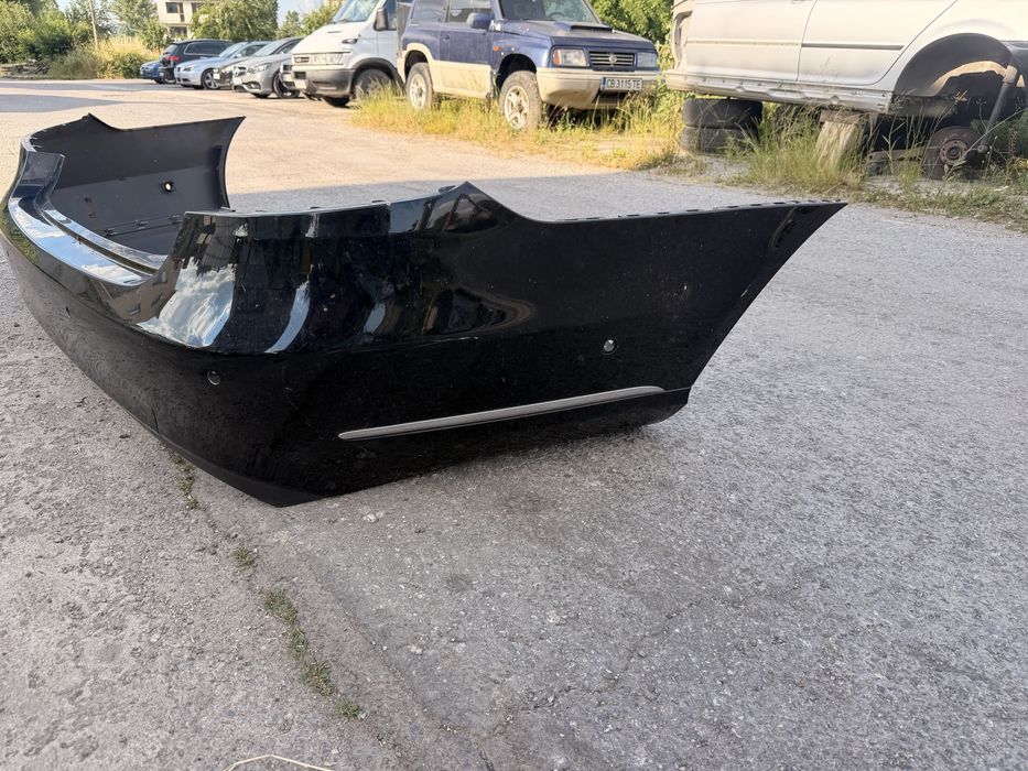Продавам комплект оригинални брони и прагове за Mercedes-Benz W212 Facelift.