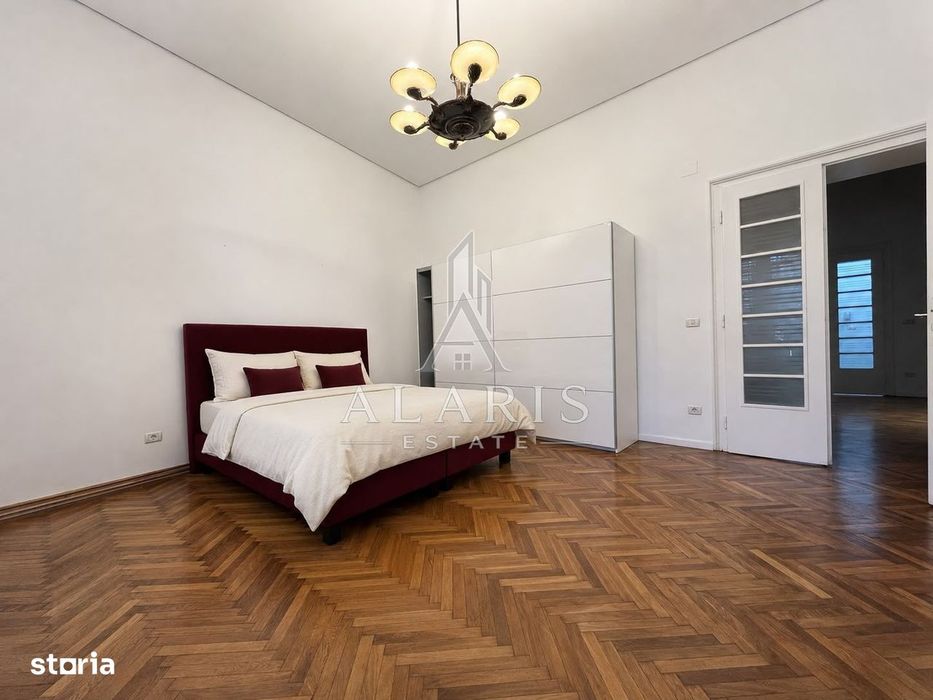 Apartament cu 5 camere, circular, in Piata Sf. Maria