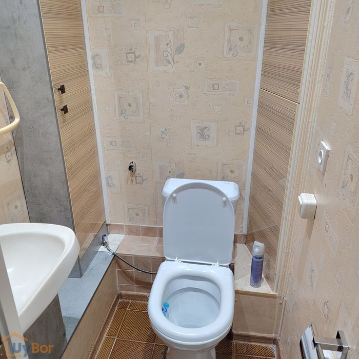 Продаю свою (без посредников) 3/8/9 на М. Риезий