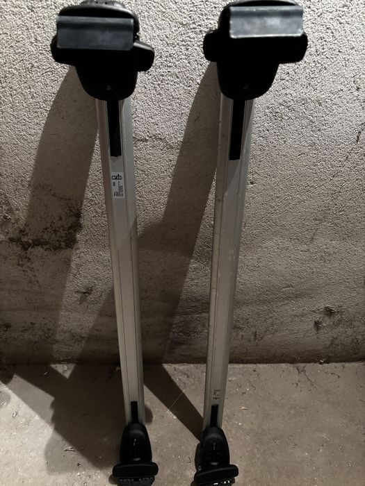 Продавам напречни греди за Renault Megane Scenic