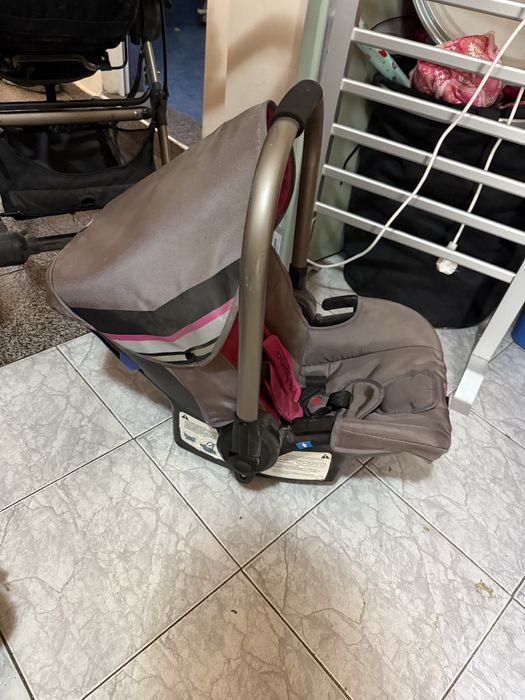 Бебешка количка Chipolino