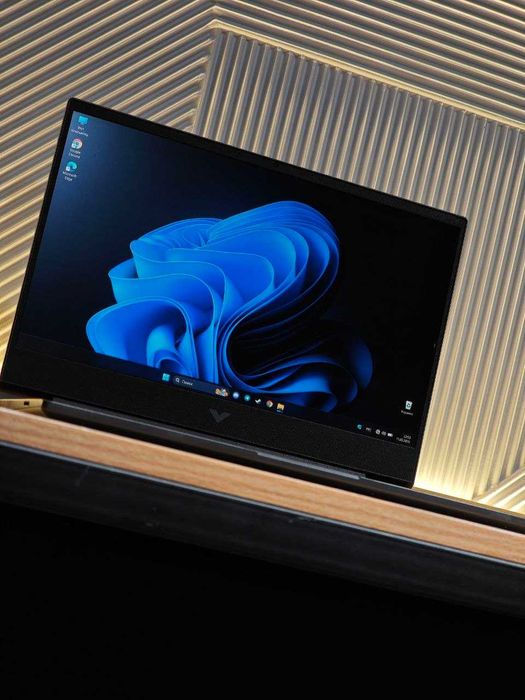 HP victus Ryzen 5 7535Hs Rx 6550m 4g 512GB | ssd nvme 16GB | DDR4 3200