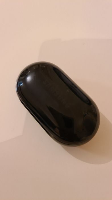 Аэрподс чехол наушников