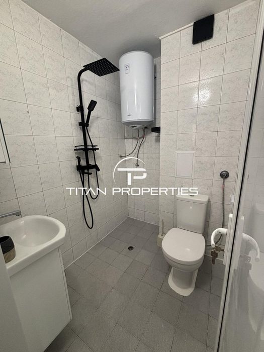 Дава се под наем Тристаен апартамент в Бургас, Възраждане - 100 кв.м за 612 € - Снимка #8