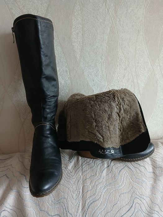 Продам недорого разную обувь.